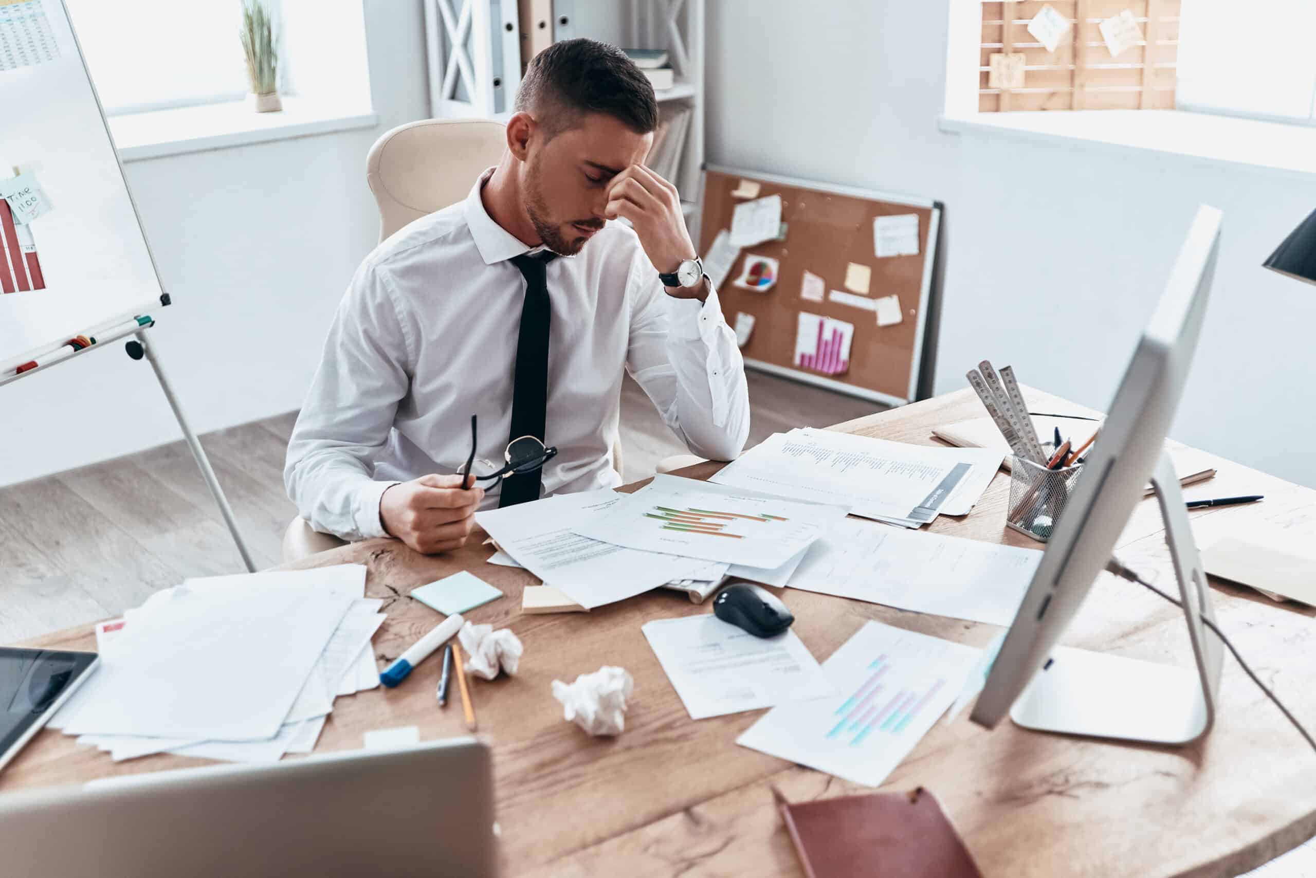 Un homme en période de stress